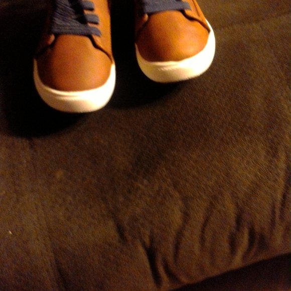 Boys boots - Picture 1 of 3